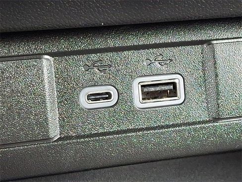 New 2025 GMC Canyon Elevation image 16