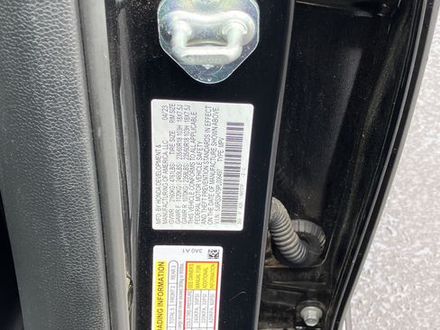 Certified 2023 Honda CR-V EX-L image 27