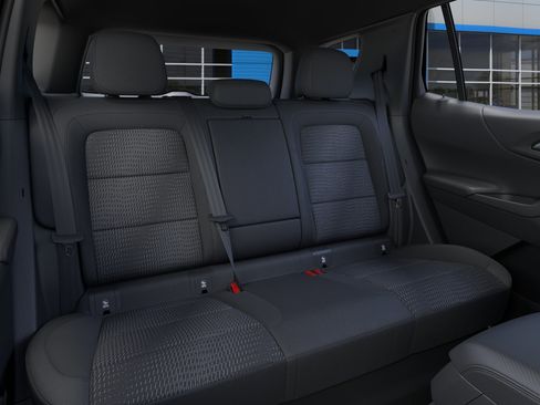 New 2026 Chevrolet Equinox LT w/ Safety and Technology Package FWD image 41