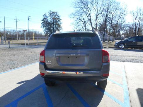 Used 2012 Jeep Compass Limited w/ Sun/Sound Group image 17