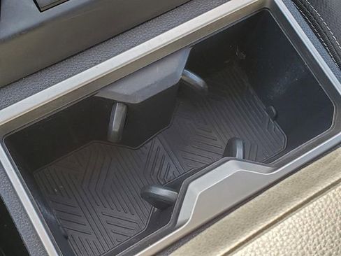 Used 2025 Toyota Tacoma TRD Off-Road image 24