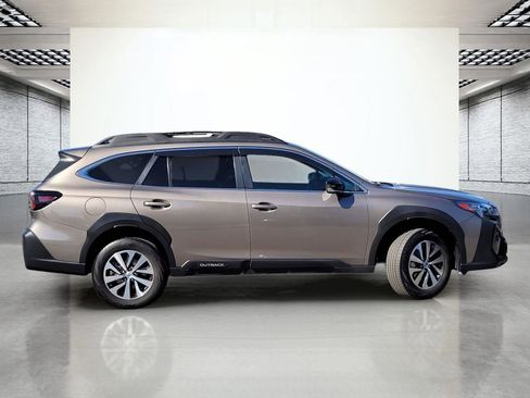 Certified 2024 Subaru Outback Premium image 6