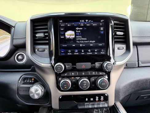 Used 2019 RAM 1500 Laramie w/ Sport Appearance Package image 20