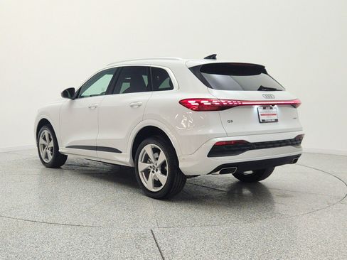 Used 2025 Audi Q5 Premium Plus w/ Premium Plus AWD/4WD image 7