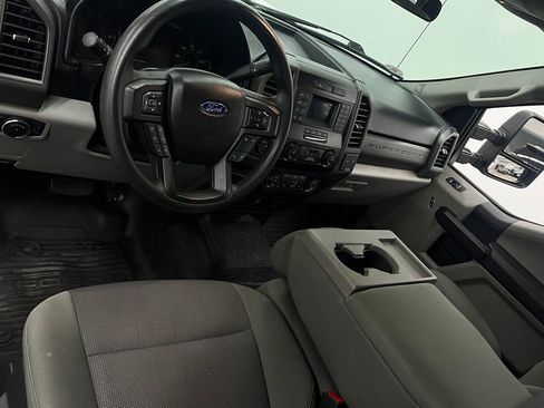 Used 2021 Ford F250 XL w/ Power Equipment Group RWD image 11