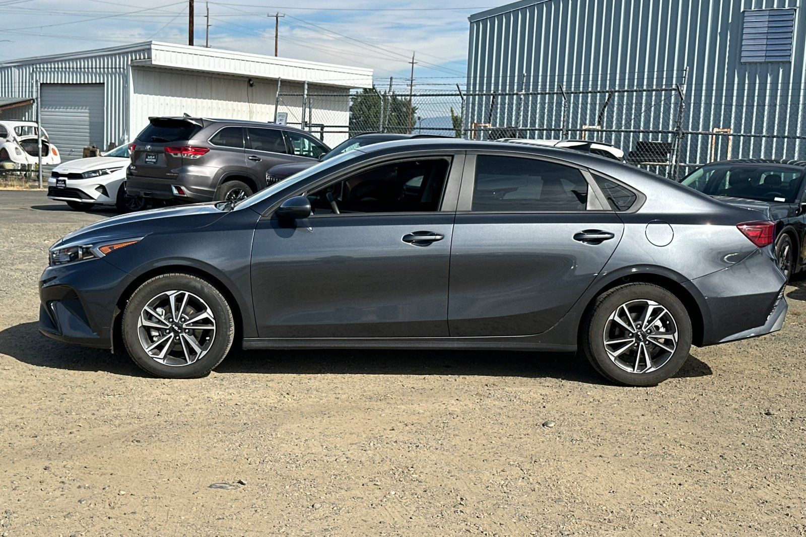Used 2024 Kia Forte LXS FWD image 8