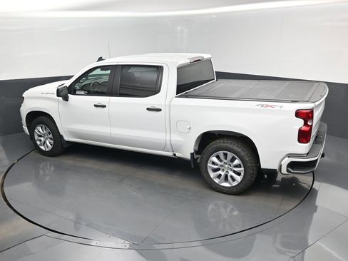 Used 2022 Chevrolet Silverado 1500 Custom image 40