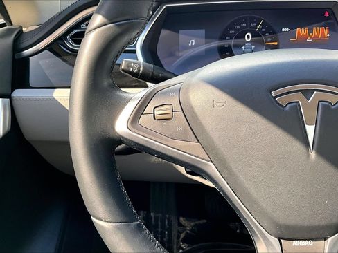 Used 2013 Tesla Model S RWD image 17