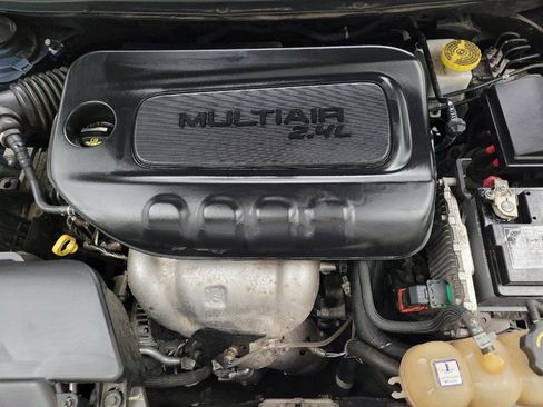 Used 2019 Jeep Cherokee Latitude Plus image 30