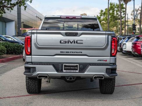 Used 2024 GMC Sierra 1500 AT4 w/ Technology Package AWD/4WD image 5