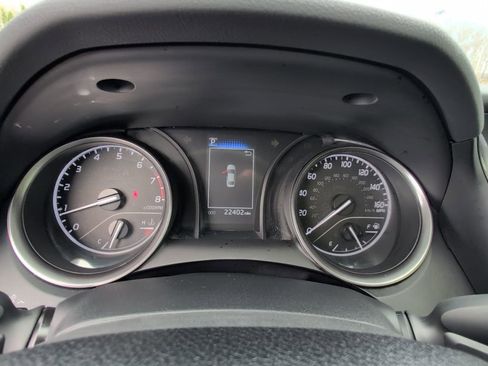 Used 2023 Toyota Camry SE image 20