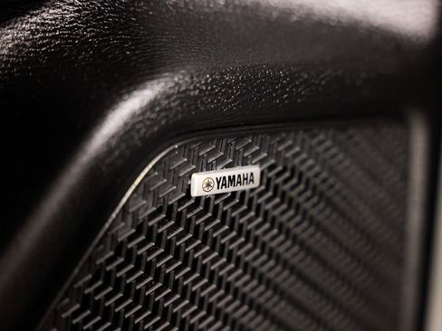 Used 2025 Mitsubishi Outlander SE image 18