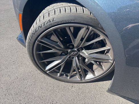 Used 2021 Chevrolet Camaro ZL1 RWD image 12