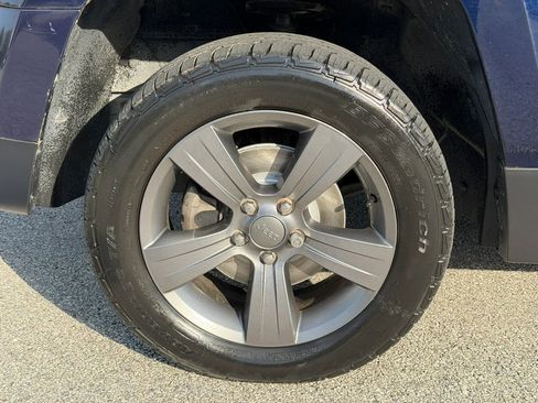 Used 2015 Jeep Patriot High Altitude image 9