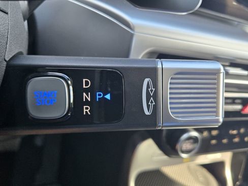 New 2026 Hyundai Ioniq 9 SE AWD/4WD image 9