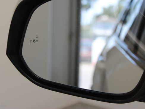 Used 2021 Toyota RAV4 XLE Premium FWD image 21