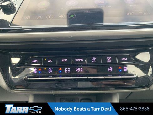 Used 2022 Chevrolet Bolt EUV Premier w/ Super Cruise Package FWD image 16
