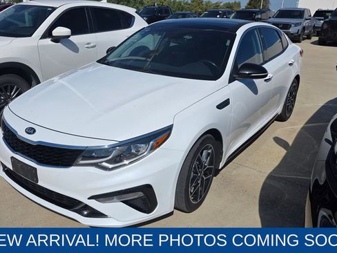 Used 2020 Kia Optima SE image 1