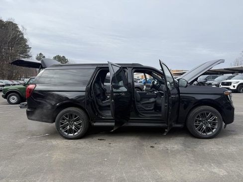 New 2026 Ford Expedition Max Platinum image 29