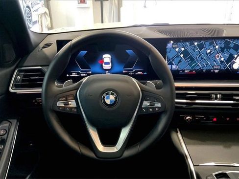 Used 2023 BMW 330i Sedan w/ Convenience Package image 5