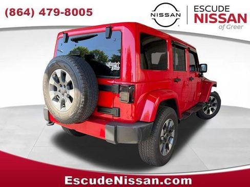 Used 2011 Jeep Wrangler Unlimited Sahara w/ Connectivity Group image 3