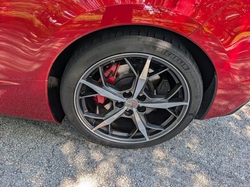 Used 2021 Chevrolet Corvette Stingray Preferred Cpe w/ Z51 Performance Package RWD image 11
