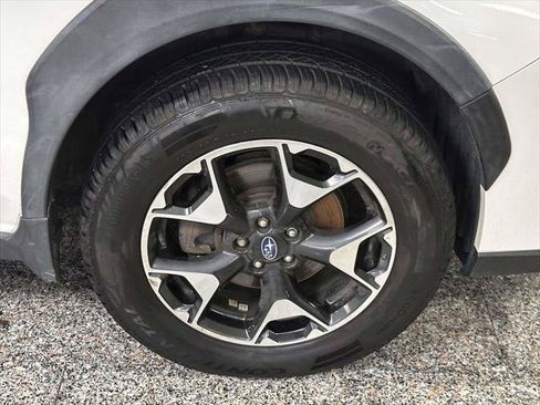 Used 2019 Subaru Crosstrek 2.0i Premium AWD/4WD image 10