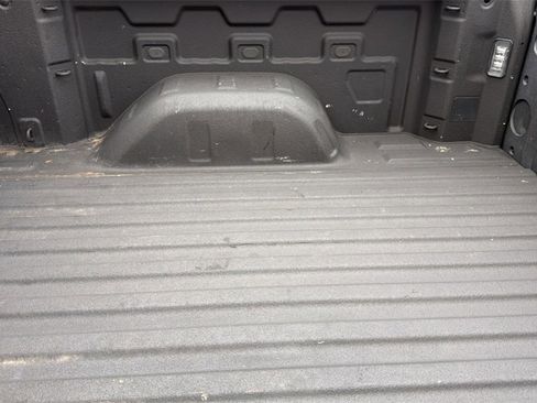 Used 2022 GMC Sierra 1500 Elevation image 30