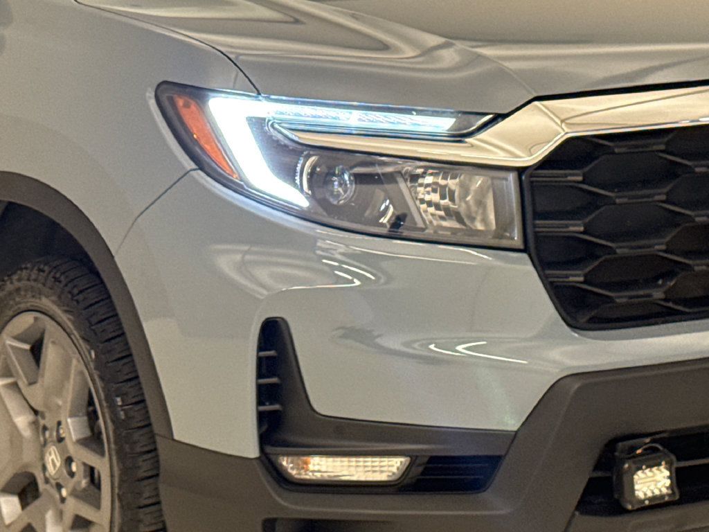 Used 2022 Honda Passport EX-L image 5