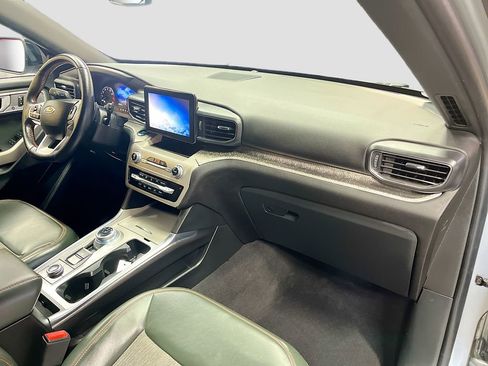 Used 2023 Ford Explorer Timberline w/ Timberline Technology Package AWD/4WD image 32