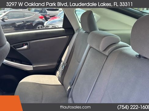 Used 2015 Toyota Prius Three FWD image 39