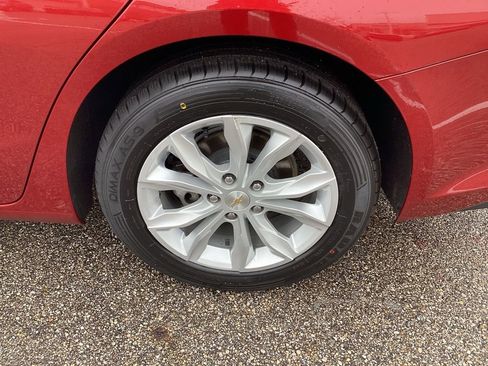 Used 2024 Chevrolet Malibu LT image 38