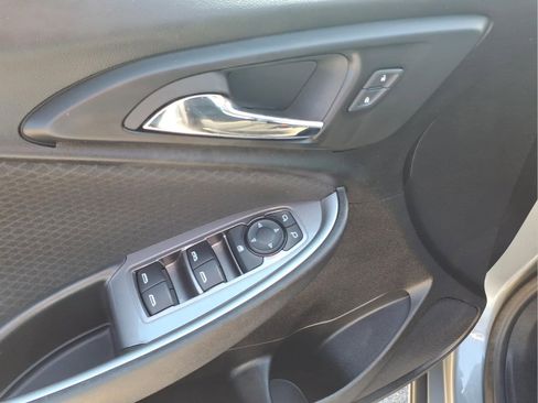 Used 2024 Chevrolet Malibu LT image 12