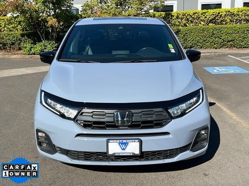 Used 2025 Honda Odyssey Sport-L image 2