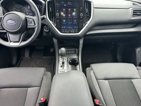 Used 2023 Subaru Ascent Premium w/ Convenience Package AWD/4WD image 4
