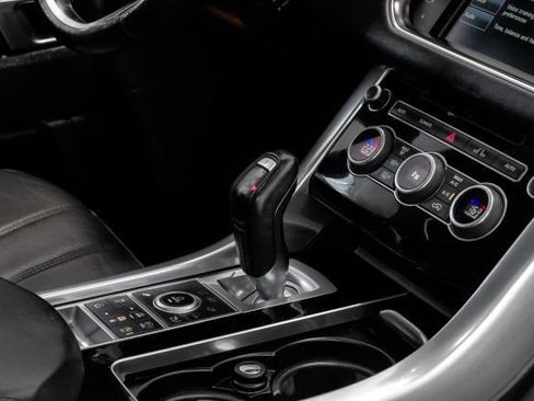 Used 2016 Land Rover Range Rover Sport Supercharged AWD/4WD image 32