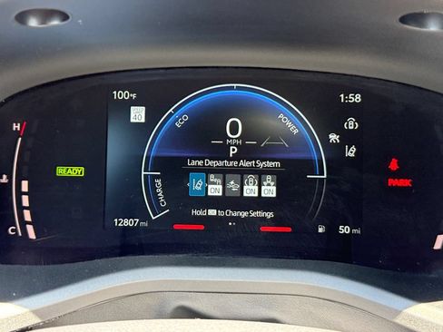 Used 2025 Toyota Camry SE w/ Convenience Package FWD image 13