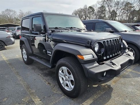 Used 2020 Jeep Wrangler Sport image 3