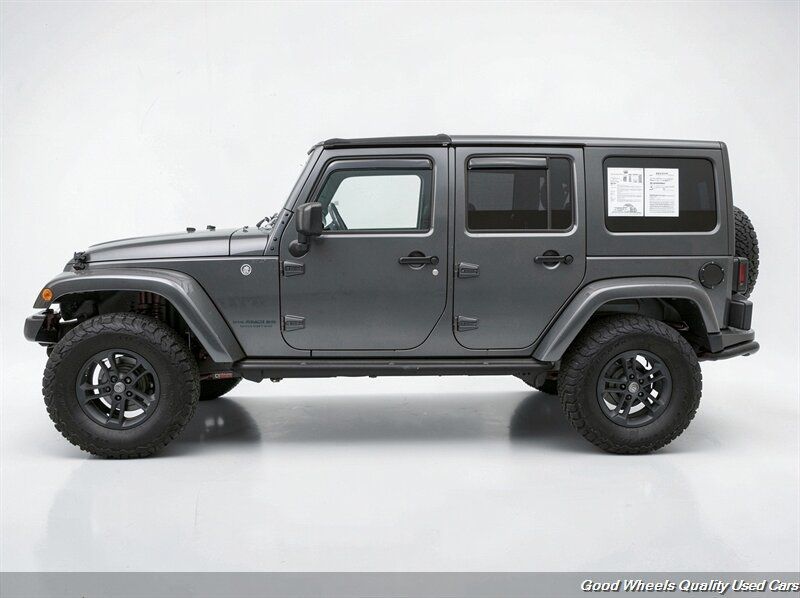 Used 2017 Jeep Wrangler Unlimited Sahara AWD/4WD image 8