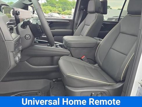 New 2026 Chevrolet Suburban Premier AWD/4WD image 19