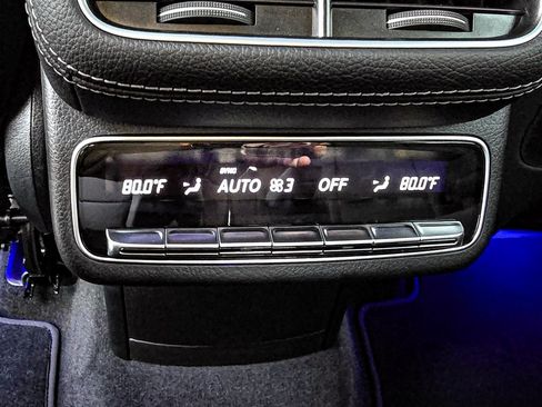 New 2025 Mercedes-Benz GLS 450 4MATIC image 32