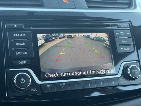 Used 2016 Nissan Sentra SV image 23