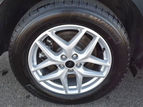 Used 2023 Ford Edge SEL w/ Convenience Package image 48