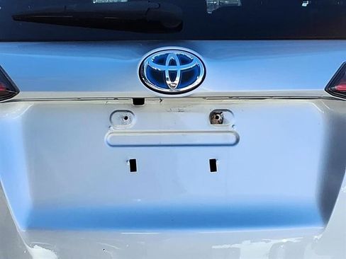Used 2016 Toyota RAV4 Limited AWD/4WD image 7