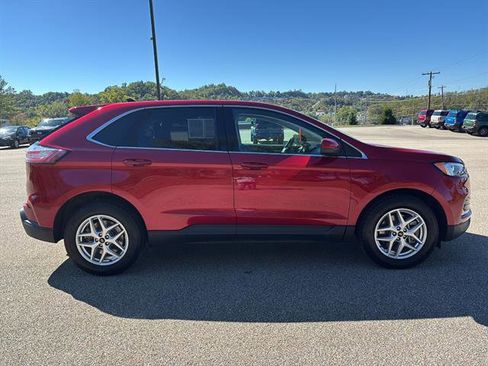 Used 2023 Ford Edge SEL w/ Convenience Package image 5