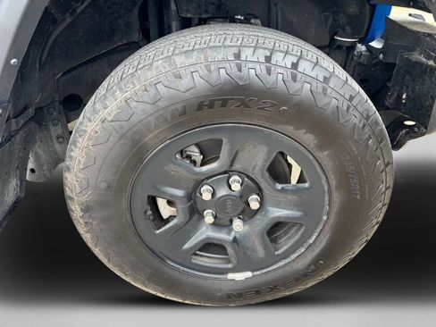 Used 2024 Jeep Wrangler Sport AWD/4WD image 11