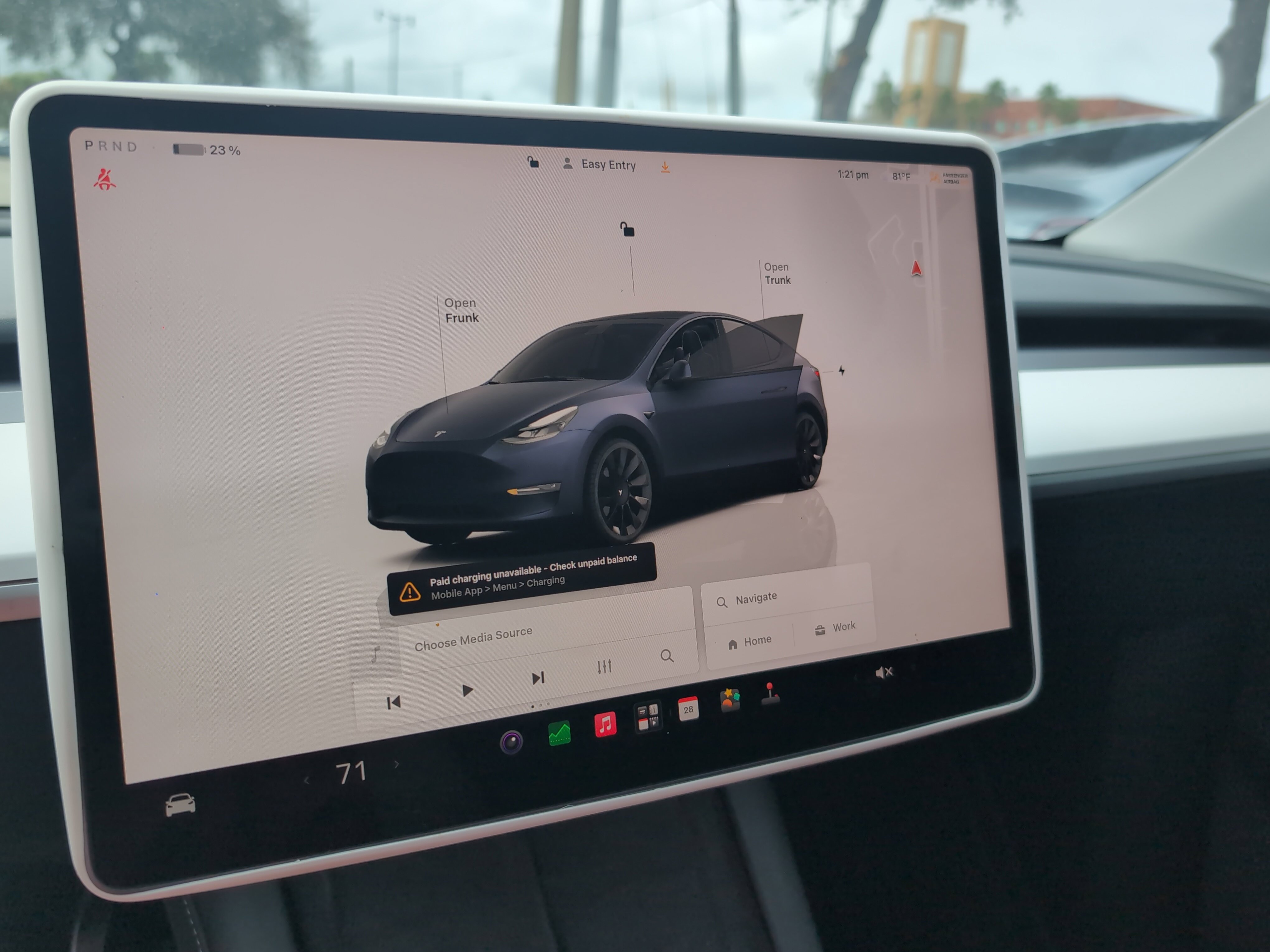 Used 2024 Tesla Model Y Long Range RWD image 12
