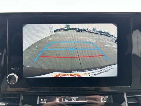 Certified 2025 Toyota Sienna LE w/ LE Plus Package AWD/4WD image 31