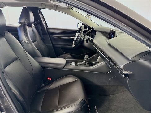 Used 2021 MAZDA MAZDA3 Premium Plus image 25