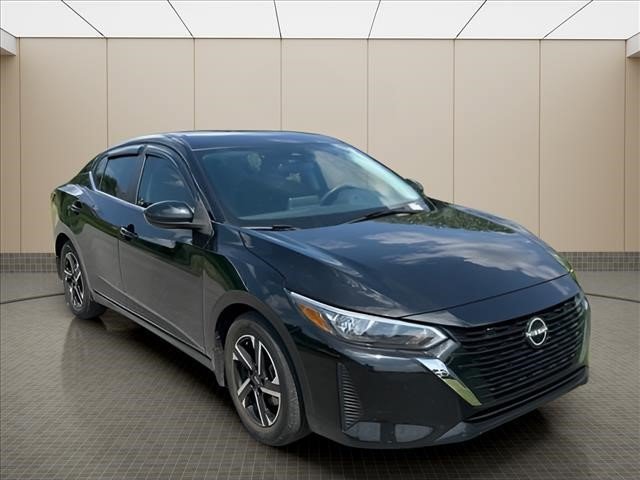 Used 2025 Nissan Sentra SV w/ All-Weather Package FWD image 7